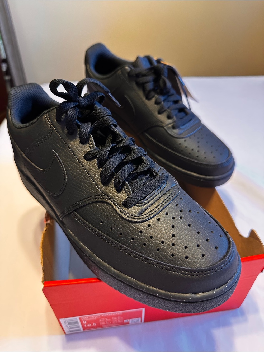 Nike Court Vision Men’s Black Low-Top Leather Sneakers Size 9 Box No Lid